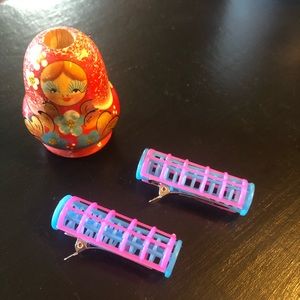 🖤🖤NWOT Hair Roller Clips